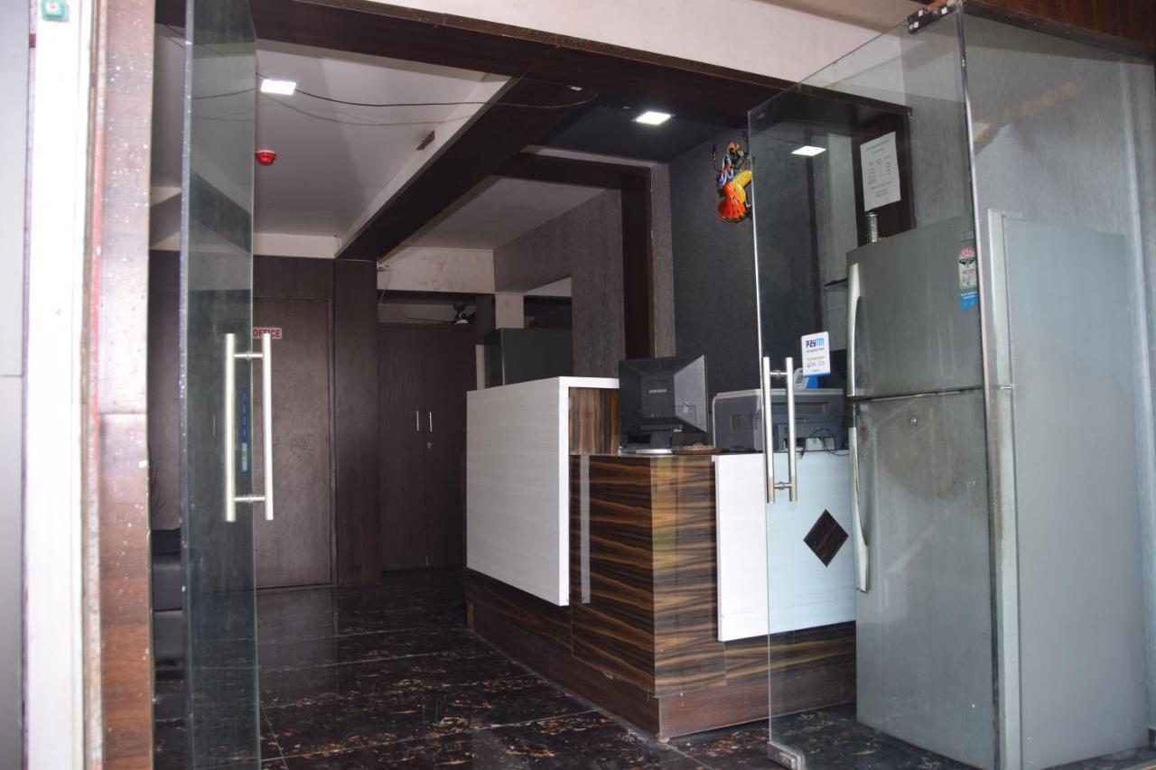 Hotel Riviera Residency ターネー エクステリア 写真
